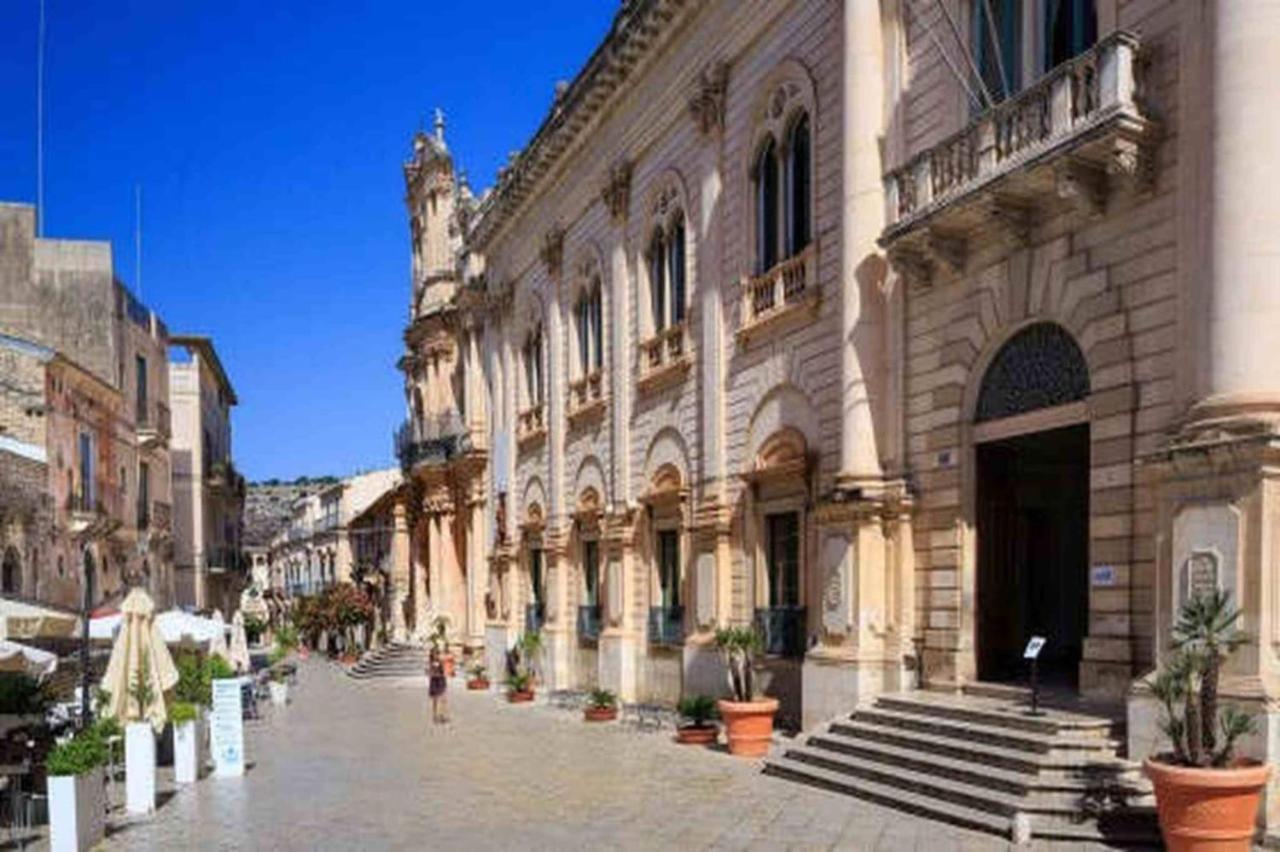 Ortigia Sunset Apartments - Xenia Sicily Villas Siraküza Dış mekan fotoğraf
