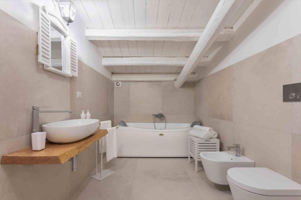 Ortigia Sunset Apartments - Xenia Sicily Villas Siraküza Dış mekan fotoğraf